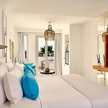 فندق Nikki & Santorini 5*