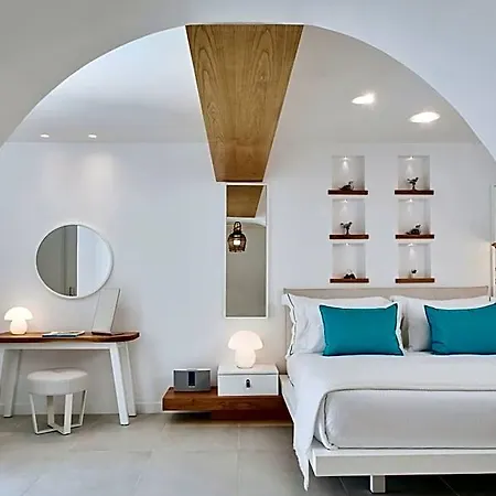 فندق Nikki & Santorini 5*