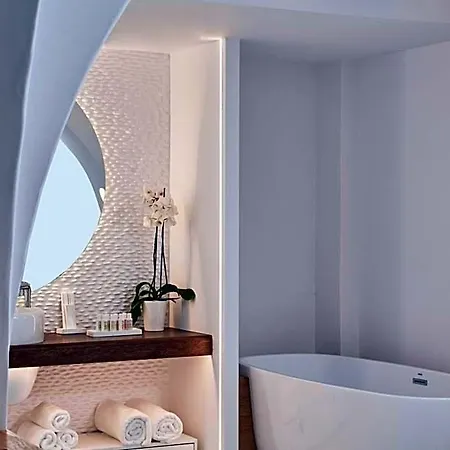 Nikki & Santorini 5* ثيرا