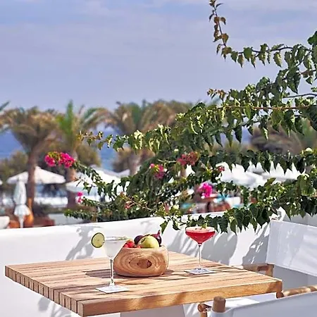 فندق Nikki & Santorini 5*